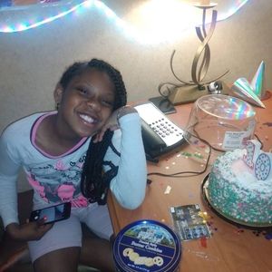 Meet your Posher, Reshinda